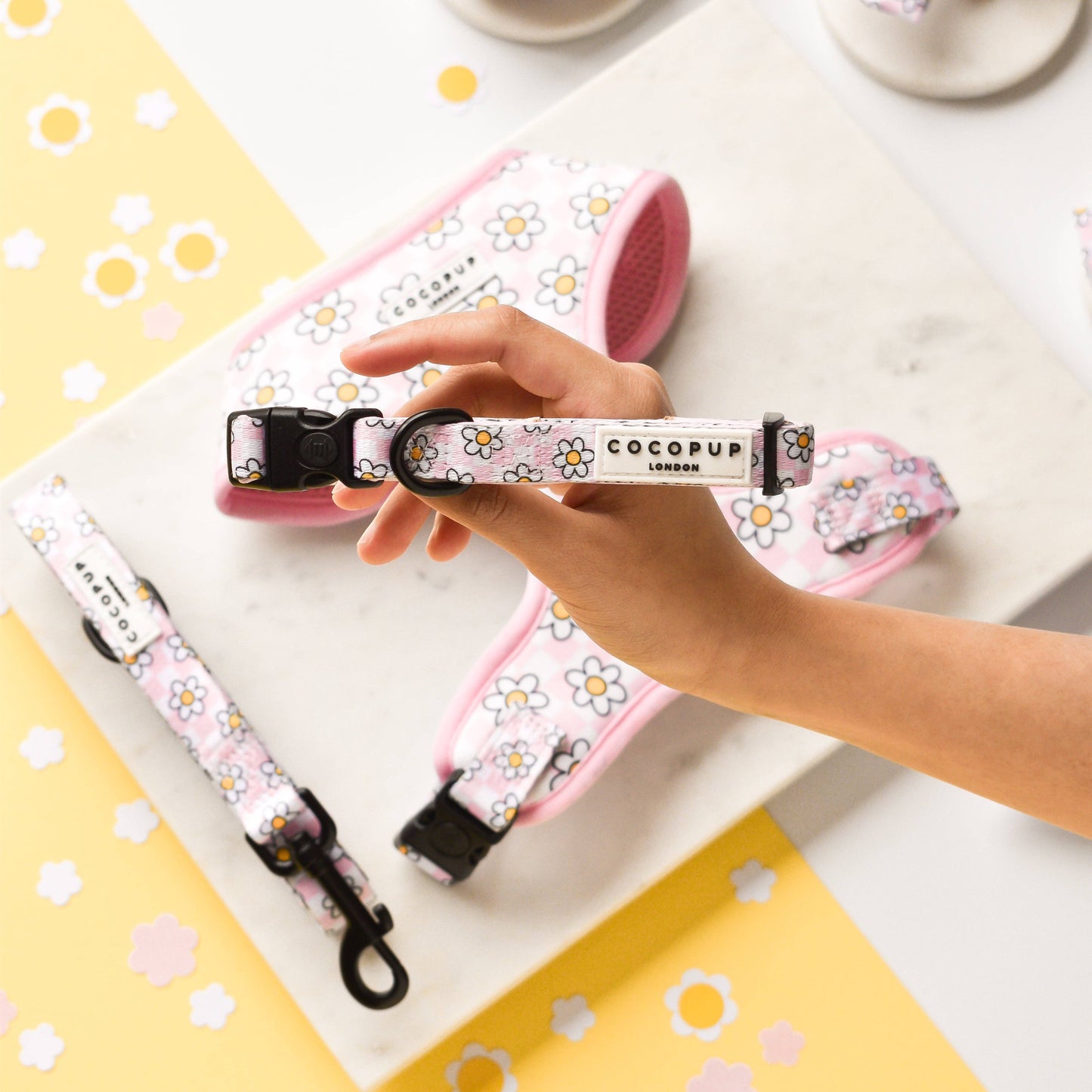 Daisy Gingham Rave Collar: