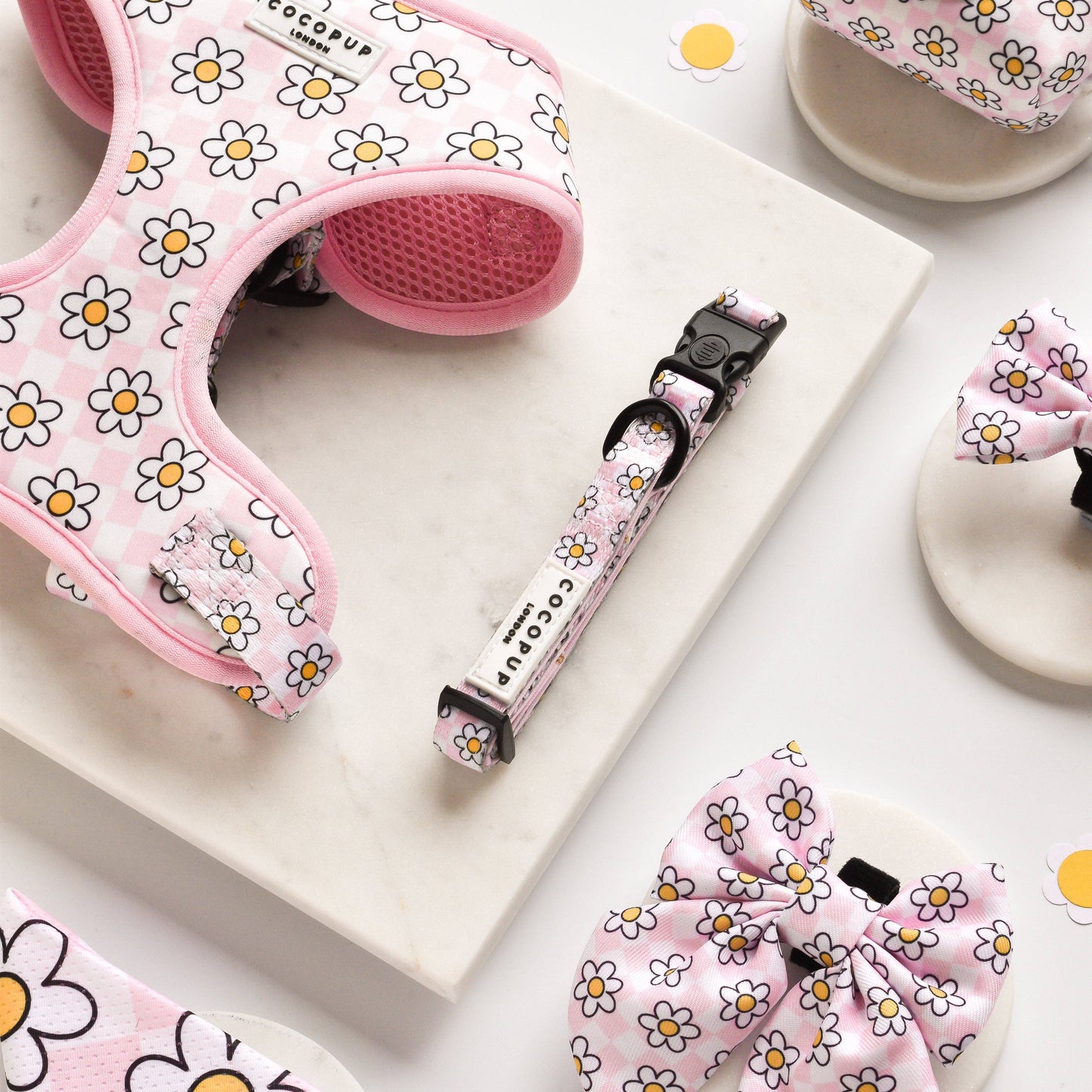 Daisy Gingham Rave Collar: