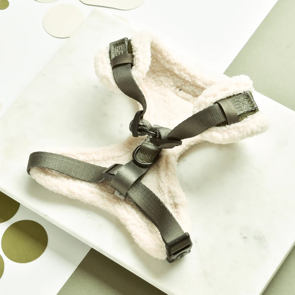 KHAKI QUILTED ADJUSTABLE NECK HARNESS