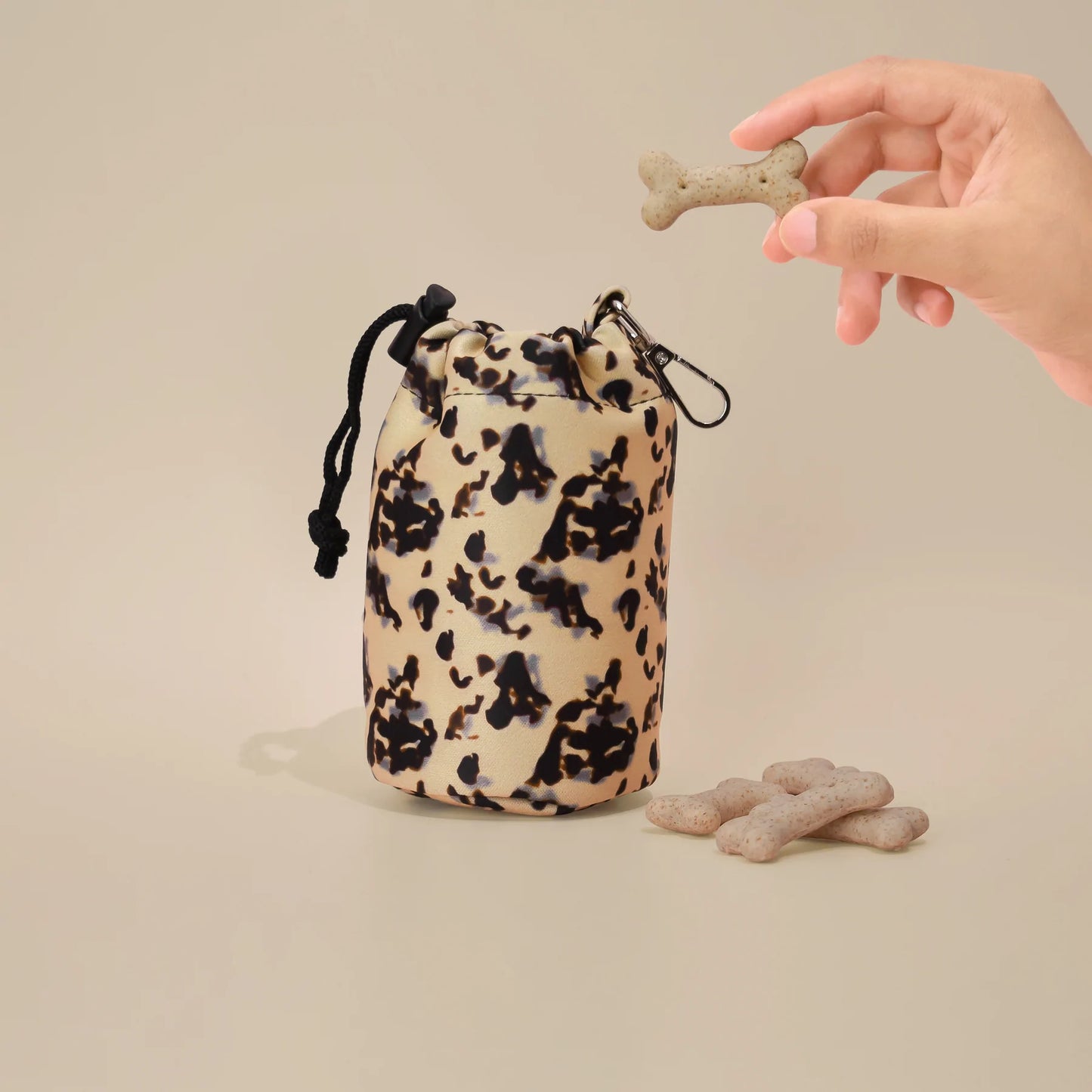 Dog Treat Pouch - Drawstring - Ivory Tort